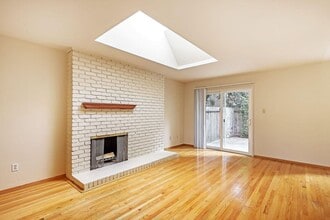 1168 Sanchez Way in Redwood City, CA - Building Photo - Building Photo