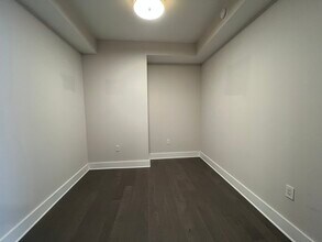 4960 Fairmont Ave, Unit 603 in Bethesda, MD - Building Photo - Building Photo
