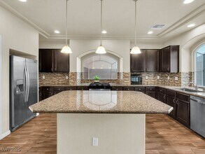 6465 Grande River Ct in Las Vegas, NV - Building Photo - Building Photo