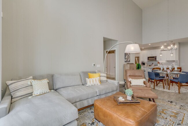 2511 W Queen Creek Rd in Chandler, AZ - Building Photo - Building Photo