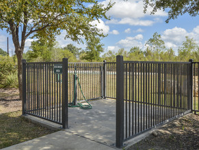 Boulder Creek Apartments in San Antonio, TX - Building Photo - Building Photo