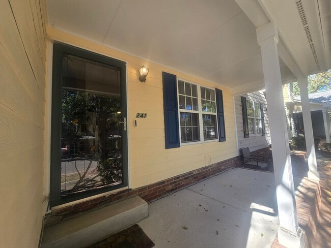 241 Commons Dr in Holly Springs, NC - Building Photo - Building Photo