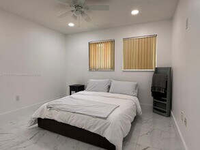 1803 SW 104th Pl in Miami, FL - Building Photo - Building Photo