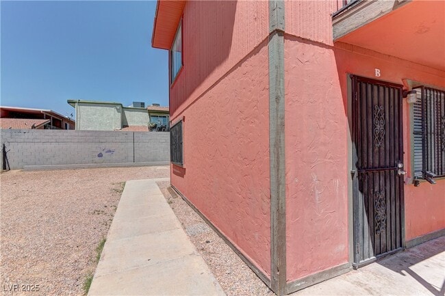 property at 3639 Kolendo Ct