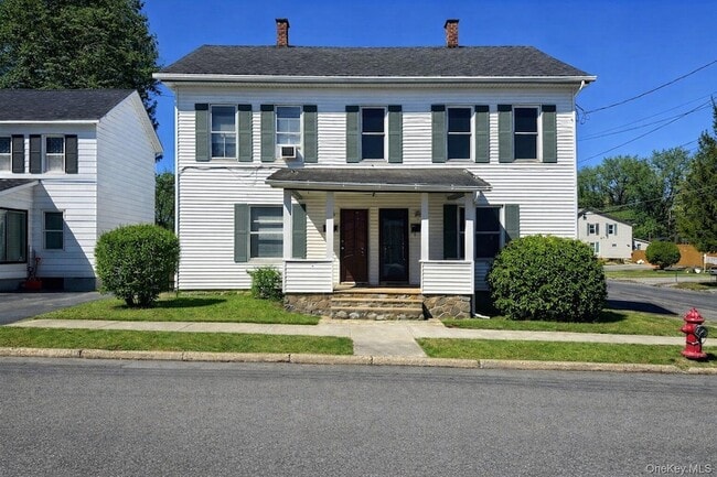 property at 24 Bennett St