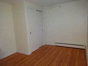 627 Plantation St, Unit 1 in Worcester, MA - Foto de edificio - Building Photo