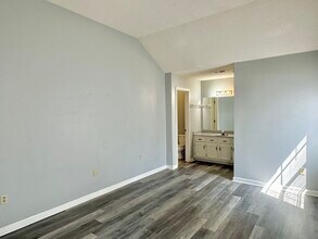 1090 Cambrain Dr in Memphis, TN - Building Photo - Building Photo