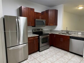 4114 Forest Dr in Weston, FL - Building Photo - Building Photo