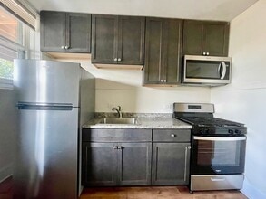 2536 W Thorndale Ave in Chicago, IL - Building Photo - Building Photo