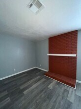 3425-3427 S Woodland St in Visalia, CA - Building Photo - Building Photo