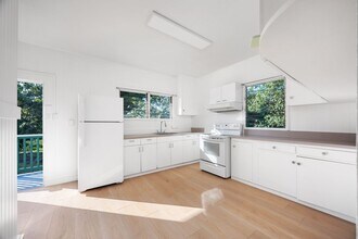 66-1010-1010 Kuewa Dr in Waialua, HI - Building Photo - Building Photo