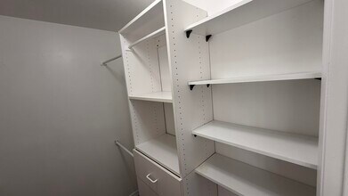 3302 SE Aster Ln in Stuart, FL - Building Photo - Building Photo