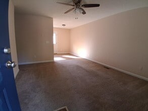 821 Belle Dr in Spring Hill, TN - Building Photo - Building Photo