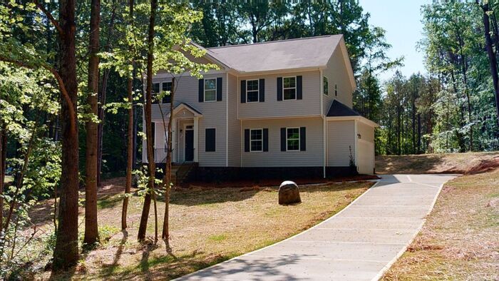 101 Middle Oaks Dr in Salisbury, NC - Building Photo