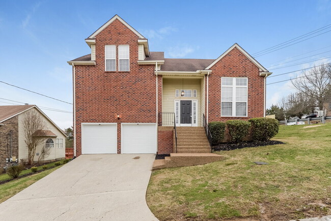 property at 700 Leadenhall Ct