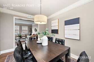 4401 Roanoke Pkwy in Kansas City, MO - Building Photo - Building Photo