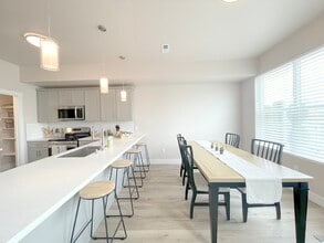 Pomona Park Townhomes in Grand Junction, CO - Foto de edificio - Building Photo