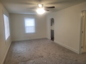1303 Walnut St in Lawrenceville, IL - Building Photo - Building Photo