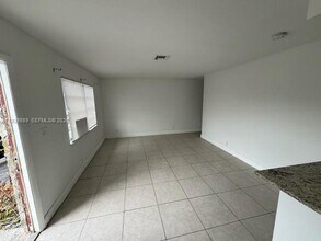 7941 SW 10th St in North Lauderdale, FL - Building Photo - Building Photo