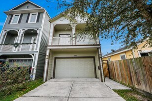 1320 Dorothy St in Houston, TX - Building Photo