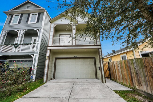 property at 1320 Dorothy St