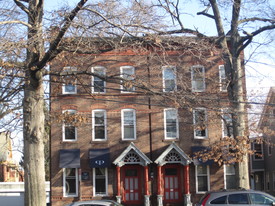 189 Bradley Apartments