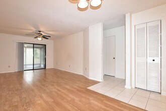 3341 NW 53rd Ter in Gainesville, FL - Building Photo - Building Photo