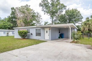 111 Wiley Ave in DeLand, FL - Building Photo