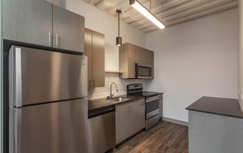 941 W Dakin St in Chicago, IL - Foto de edificio - Building Photo