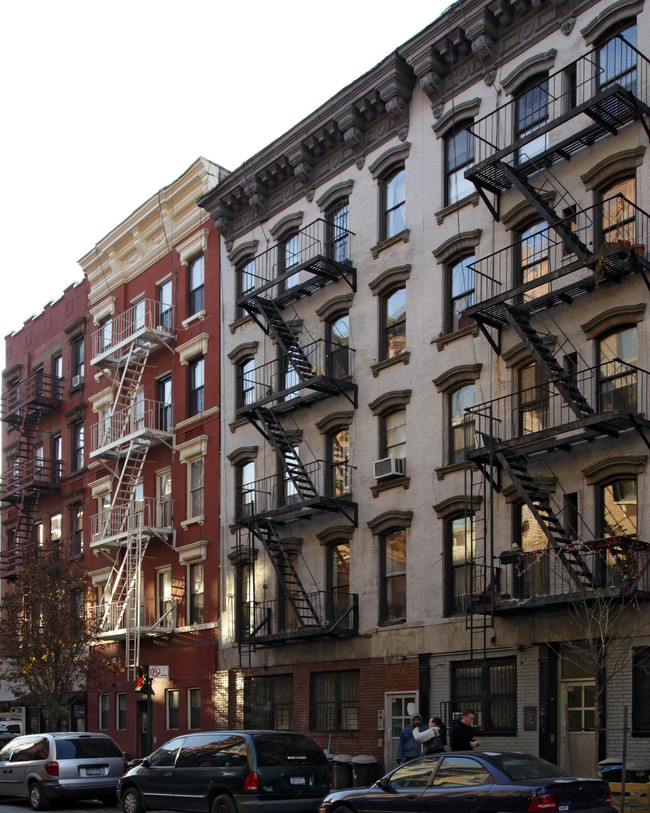 161 Stanton St in New York, NY - Building Photo - Building Photo