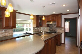 10912 Promesa Dr in San Diego, CA - Building Photo - Building Photo