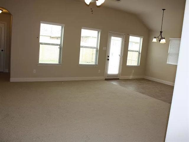 1410 Thibodaux Dr in Greenville, TX - Building Photo - Building Photo