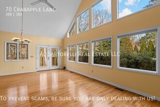 70 Crabapple Ln in Asheville, NC - Building Photo - Building Photo