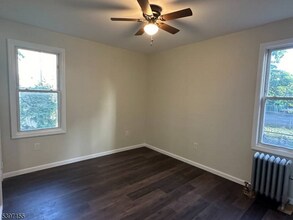 92 Harrison Pl in Irvington, NJ - Foto de edificio - Building Photo