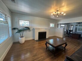940 Santa Rosa St in San Luis Obispo, CA - Building Photo