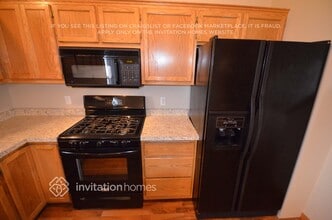 1211 Spruce St in Farmington, MN - Building Photo - Building Photo
