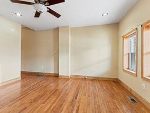6231 W Jefferson St, Unit #2 in Philadelphia, PA - Building Photo - Building Photo