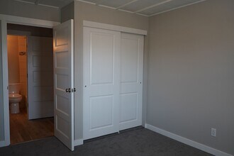 1500 W St in Vancouver, WA - Building Photo - Building Photo