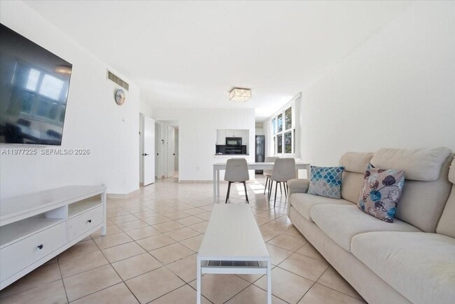 9410 Tangerine Pl in Davie, FL - Building Photo - Building Photo