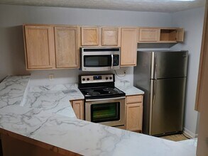 5654 Wind Gate Ln in Lithonia, GA - Building Photo - Building Photo