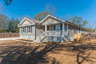 2997 Cosson Cir in Crestview, FL - Building Photo - Building Photo