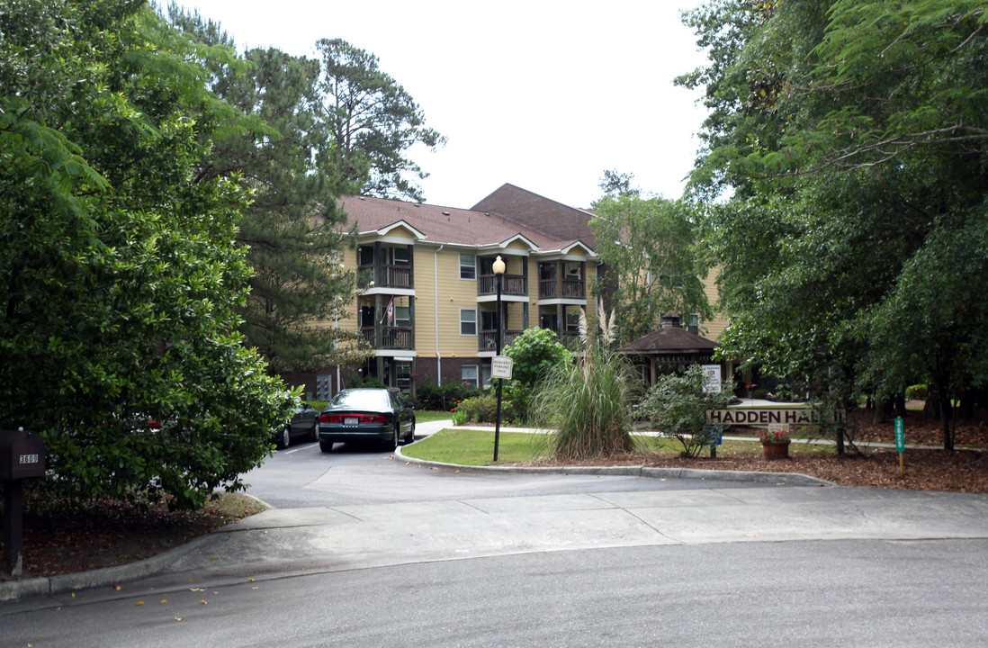 Haddon Hall II Apartments in Wilmington, NC - Building Photo