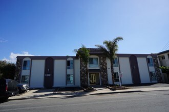 Emory St in Imperial Beach, CA - Building Photo - Building Photo