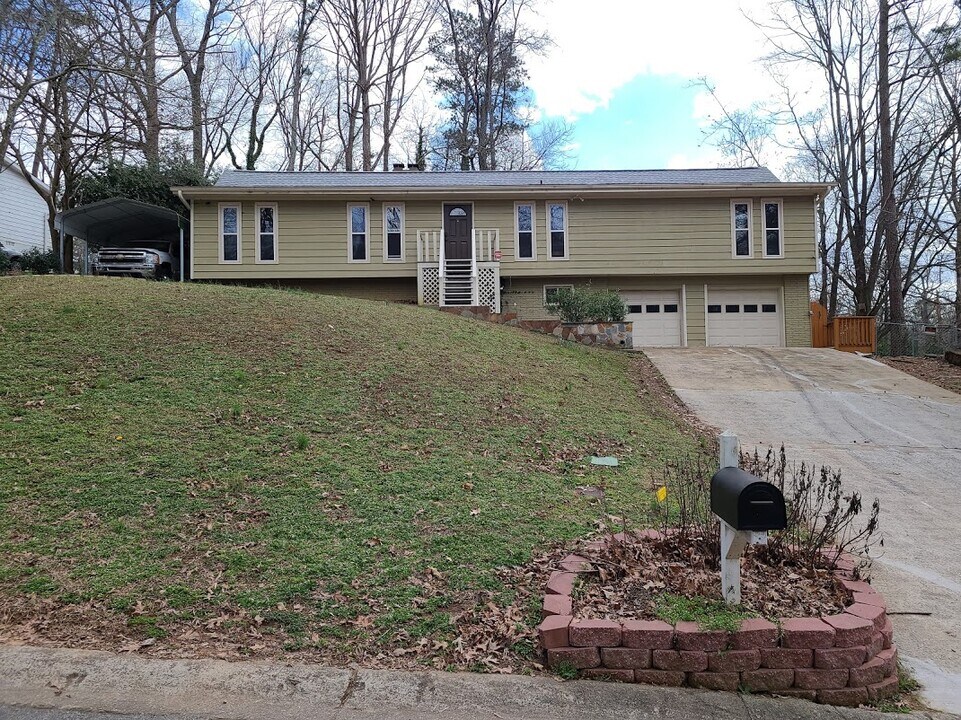 1537 Village Dr, Unit 4 Bed Home all included in Norcross, GA - Building Photo