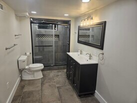 929 Due W Ave N in Nashville, TN - Building Photo