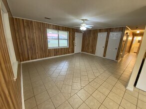 483 Elm St in Hinesville, GA - Building Photo - Building Photo