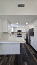 9408 Seager Ct in Bakersfield, CA - Building Photo - Building Photo