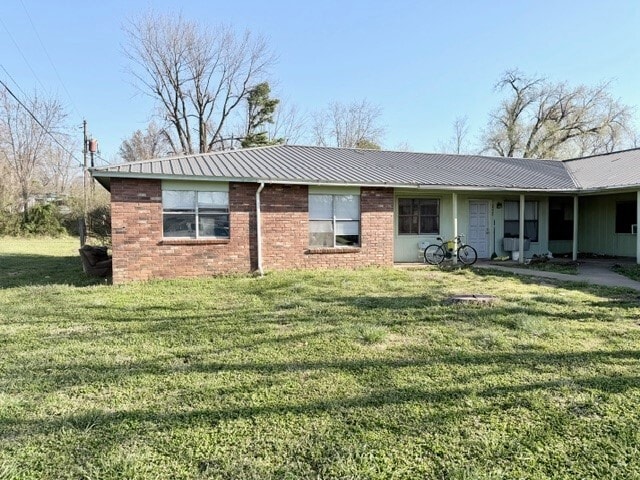 property at 1007 W Hendrix St