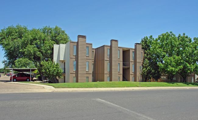 Sundowner in Lubbock, TX - Foto de edificio - Building Photo