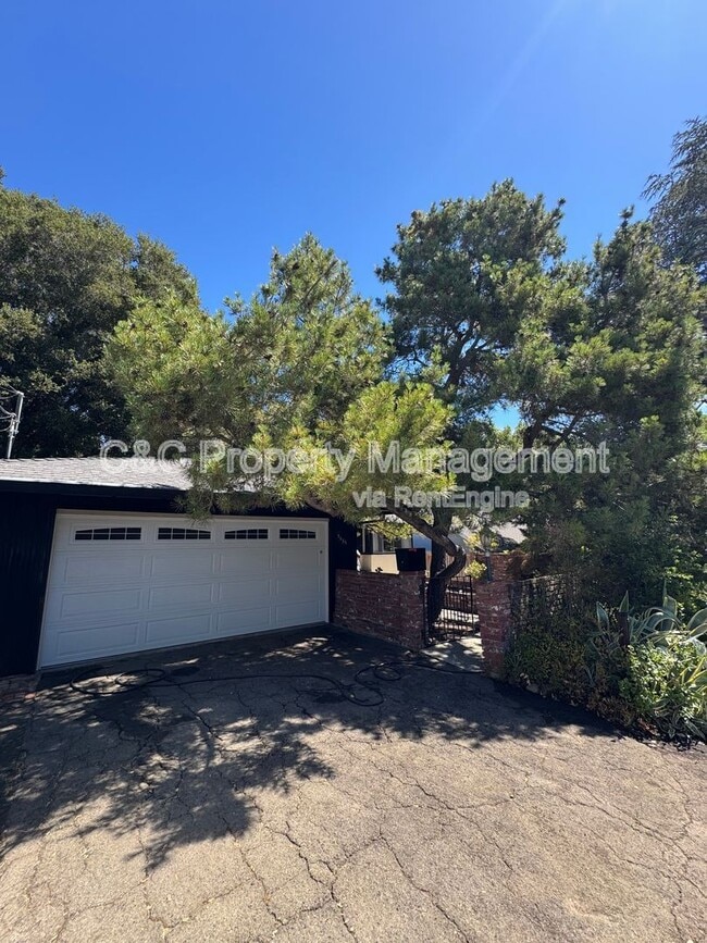 5535 Olinda Rd in El Sobrante, CA - Building Photo - Building Photo